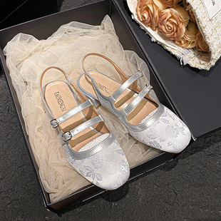 Chunky Heel Mary Jane Shoes Women's 2024 Spring and Summer New Style Chanel Style Shallow Mouth One-Button Rhinestone Chunky Heel Shoes