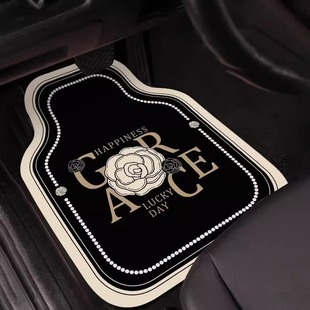 Car mat universal light luxury small fragrance diatom mud mat water absorption stain-resistant removable car anti-slip mat wholesale