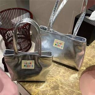 High-grade silver Bag 2025 New Tote Summer All-match Simple Fashion One-shoulder Underarm Bag Outgoing Handbag