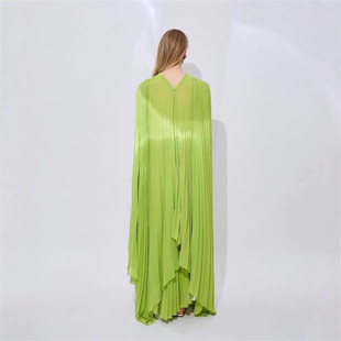 25 summer factory wholesale Thailand tide brand holiday fairy spirit hanging neck ribbon loose pleated grass green big dress