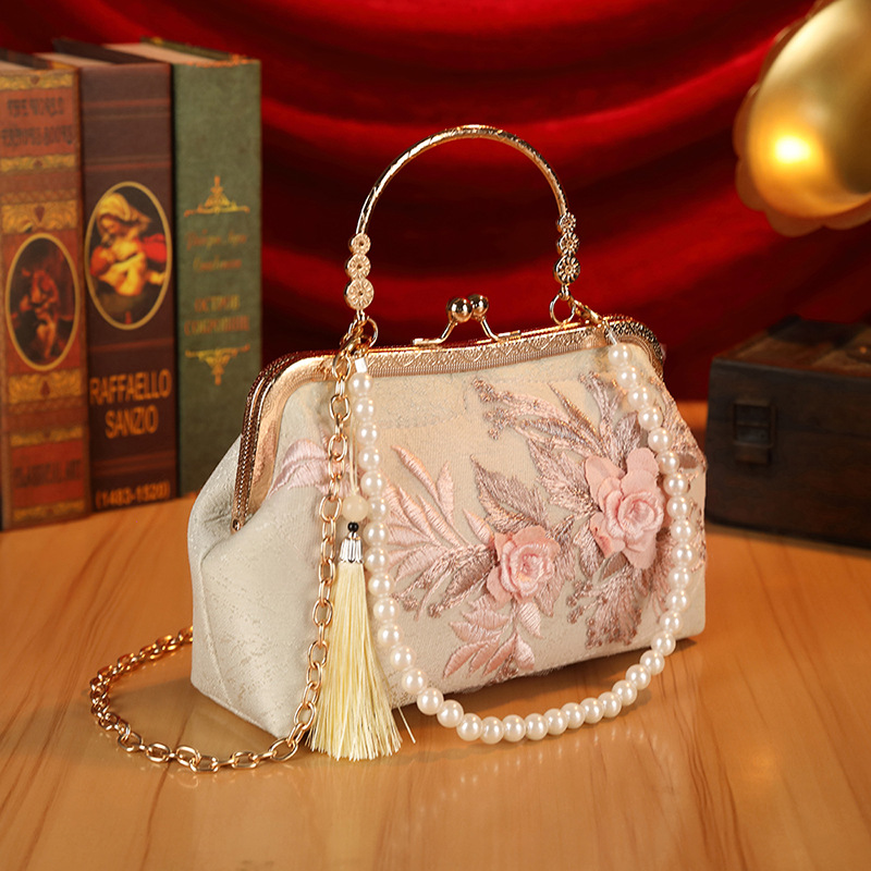 Original heavy-duty floral lace mesh elegant handbag, antique style cheongsam banquet bag, rhinestone high-end women's bag