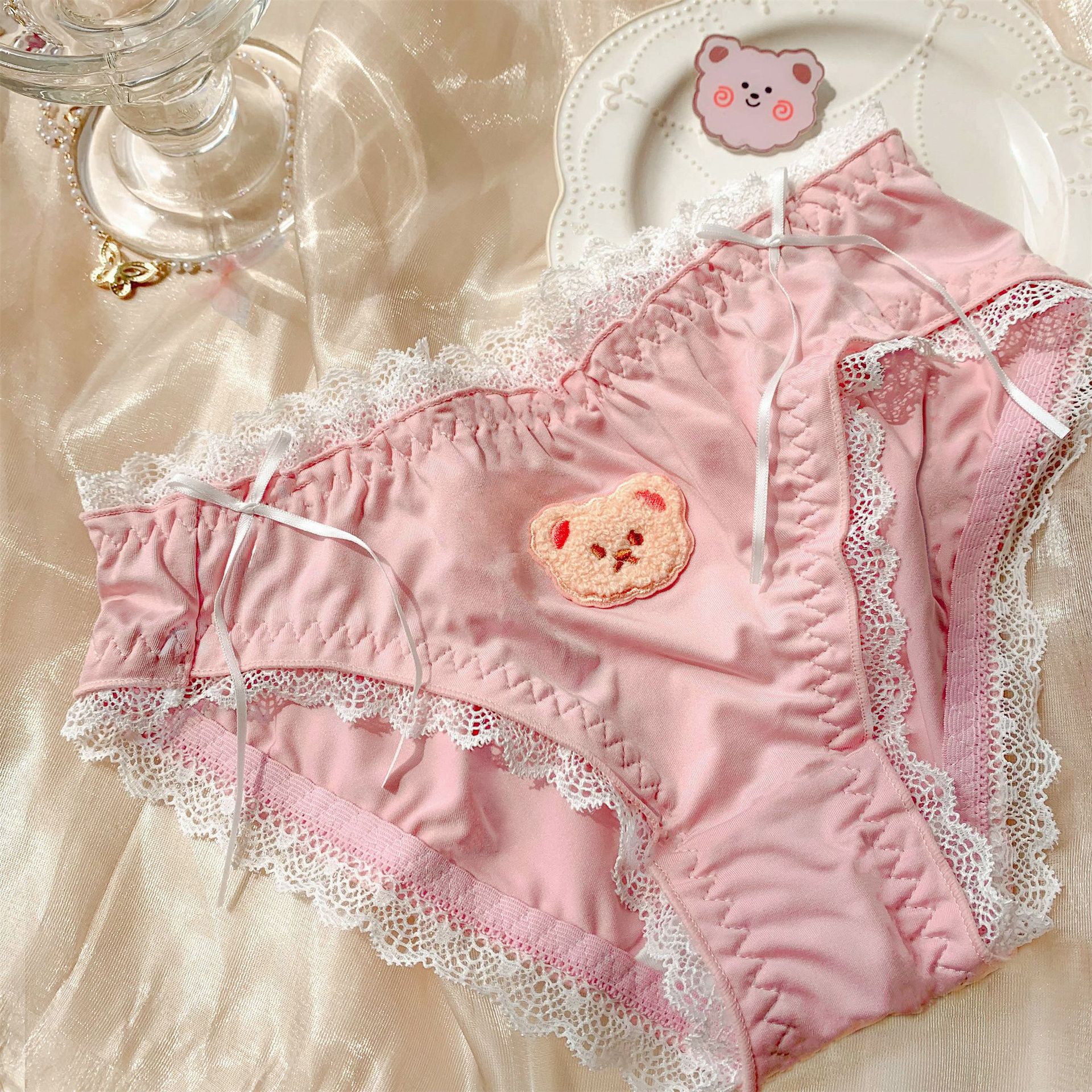 Soft-hearted teddy bear ~ Women's lace-up, sexy and innocent style, sweet mid-waist panties for girls, 2025 new style.