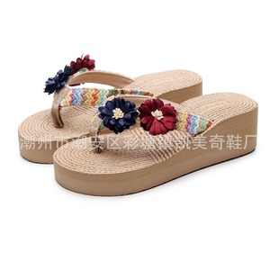 2024 new ethnic style flower muffin flip flops Hainan Sanya holiday seaside beach fashion sandals