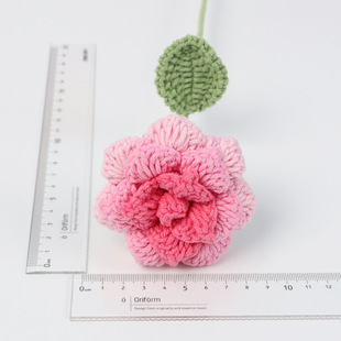 Finished hand-crocheted snowfield sharp gradient rose bouquet simulation flower wool flower market stall hand gift