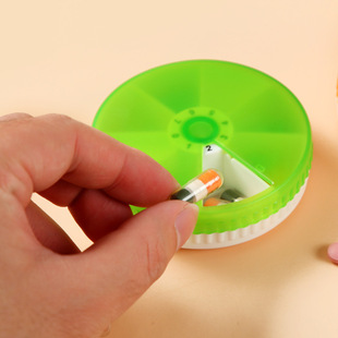 7-grid medicine box custom logo sub-packed pills portable carry-on capsule box round medicine box rotating small medicine box