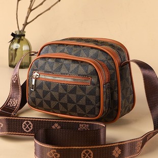 2025 new women's bag foreign trade wholesale bags fashion trend shoulder bag ladies messenger bag small small square bag