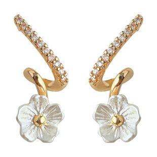 Micro-inlaid zircon sweet peach blossom earrings commuter all-match winding lines spring and summer small white flower fresh temperament earrings for women
