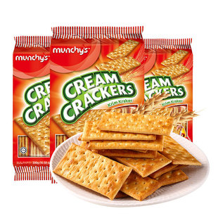 Munchy's Mackie New Cream Flavor Salty Crispy Soda Biscuits 300g Office Snacks Full