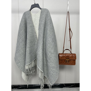Into the Autumn and Winter High-end Sense Cloak Split Shawl Cashmere New Double-sided Scarf Warm Monochrome Cloak