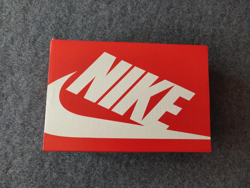 NIKE Pioneer Air Force One AF1 Shoe Box DUNK Board Shoes Running Shoes Packing Paper Box Ice and Snow Luck Storage Box