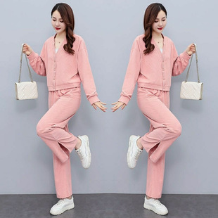 [2023 spring new] sports suit women's loose slimming V-neck top straight wide leg corduroy two-piece suit