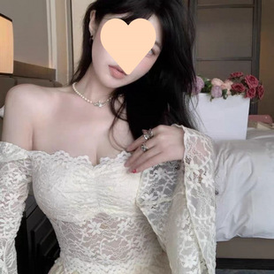 2025 New Style Pure Desire Trumpet Sleeve Lace Top Long Sleeve Sexy Shoulder Puffy Lace Skirt Two-Piece Set