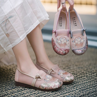 White Pillow Crane In-Stock Summer Chinese Style Embroidered Shoes for Women, Breathable Flat Fly-Knit Mesh, Middle-Aged, Non-Slip, Slip-On, Comfortable