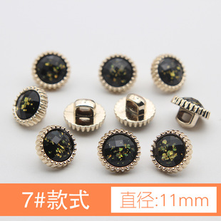 Factory direct supply small fragrant circular Pearl Button hand sewing shirt plastic buckle ladies shirt decorative buttons
