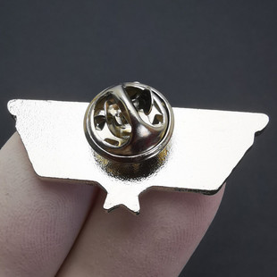 TOP GUN pin metal enamel badge accessories