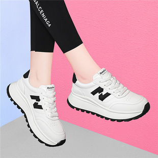 Genuine Leather sneaker Women's Shoes 2024 Autumn and Winter New Non-Slip Soft Sole Lightweight Running Shoes 34 Small Size All-Match Casual Shoes
