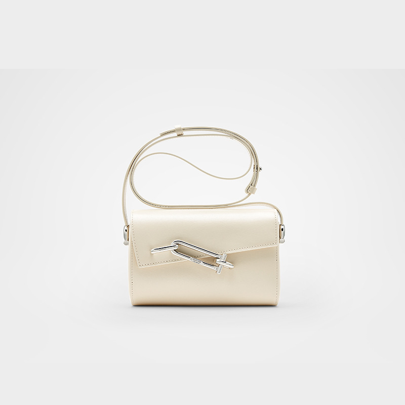 Tad Fab Interlock Colorful Small Square Bag, a niche, fashionable, versatile men's and women's bag, suitable for crossbody or underarm wear.