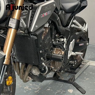Suitable for Honda CB650R 19-23 motorcycle accessories Body Anti-fall rubber protector anti-fall ball protection Bar
