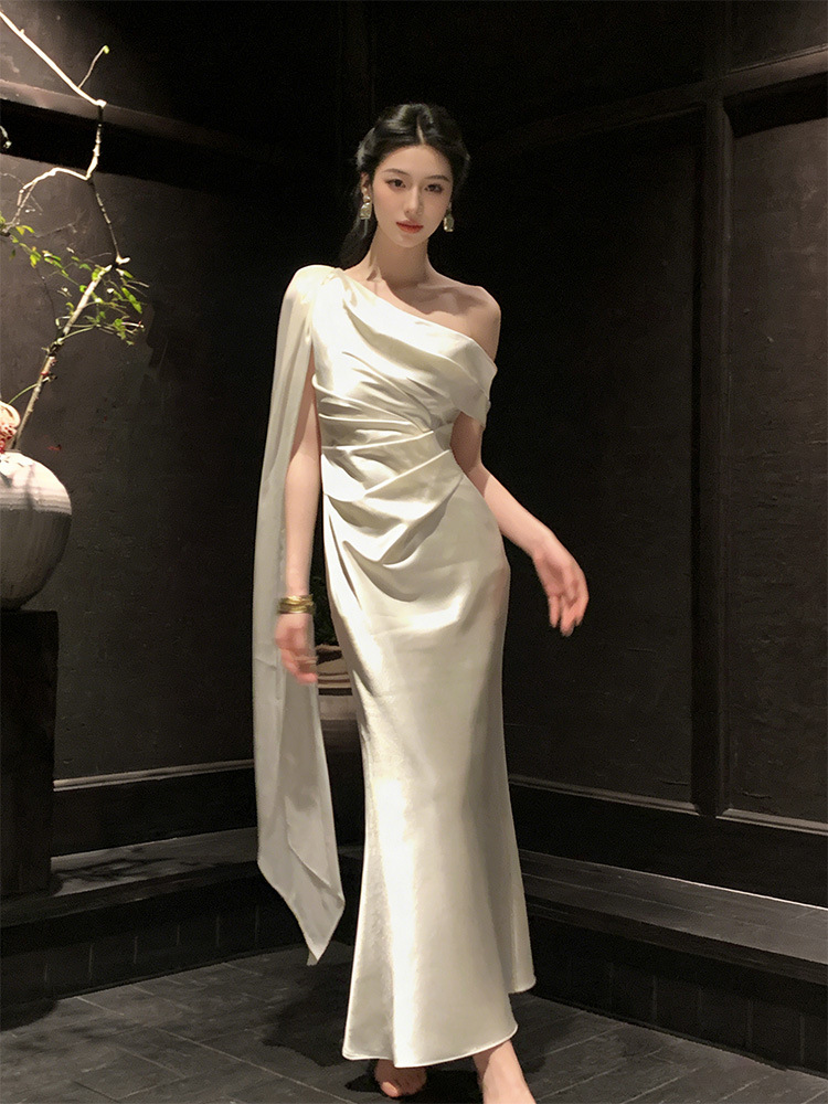 [Twilight] 2026 New Style White Satin One-Shoulder Dress with Elegant Ribbons, Slim-Fit Long Gown for Summer