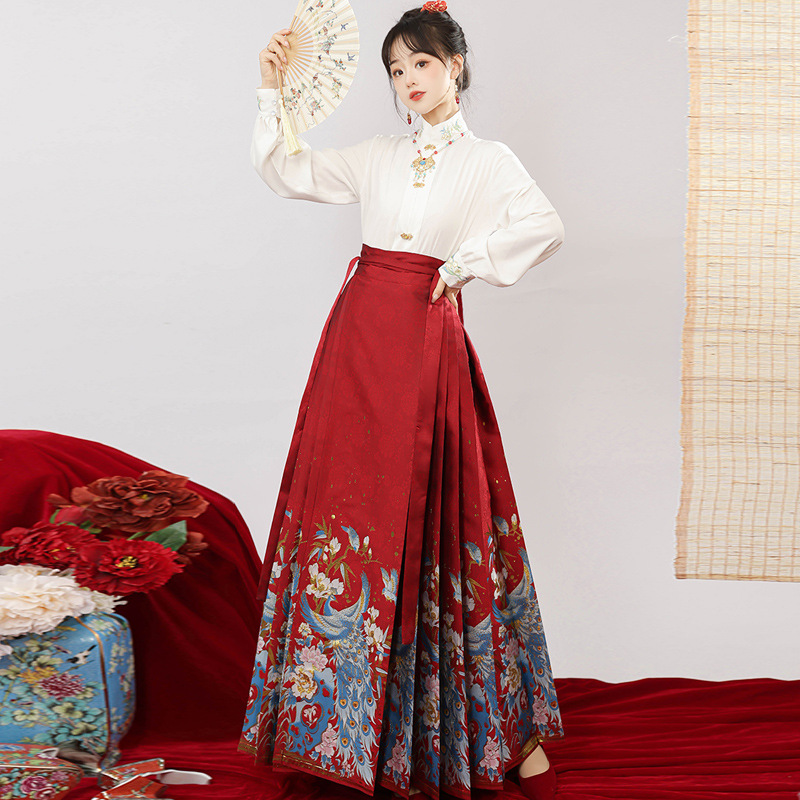 Shanghefang Original Goldfish Ming Dynasty Style Imitation Floral Embroidery Gold Brocade Horse Face Skirt Hanfu for Women 2026 New Spring/Summer Daily Outfit