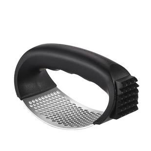 Food Grade Stainless Steel Garlic Press Ring Hand-held Garlic Curved Garlic Press Manual Ginger Garlic Masher