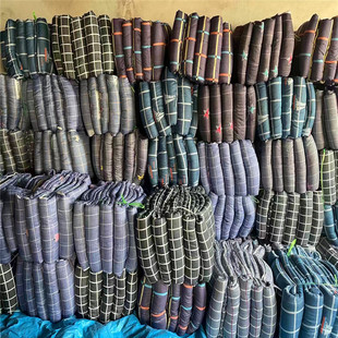 Labor protection quilt wholesale Army Green construction site quilt spring and autumn thickened cotton quilt core winter quilt dormitory disaster relief quilt