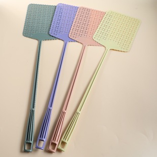 Fly swatter thickened and durable plastic swatter is not easy to break mosquitoes long handle swatter mosquito killing artifact