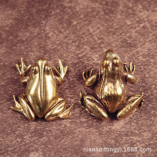 Brass frog antique small ornaments creative handmade ornaments top-notch hand piece tea pet paperweight ornaments wholesale