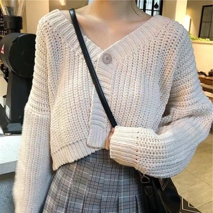Осень 2023 Новый модный дизайн Sense Lazy Style Свободный короткий вязаный свитер с длинным рукавом Кардиган Куртка для женщин