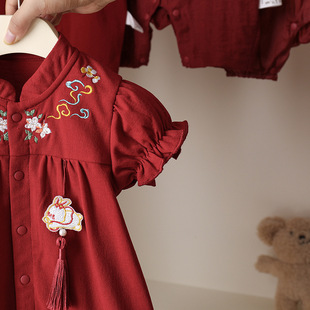 2025 new baby jumpsuit summer short-sleeved baby national style red dress ha-clothes grab week one-year-old bag fart clothes