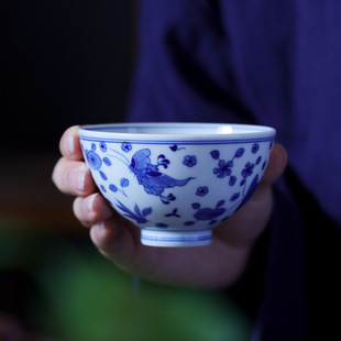 Folk artist Jingdezhen hand-painted butterfly picture chicken heart Cup Master Cup Single Cup ceramic tea cup Chinese kung fu tea set