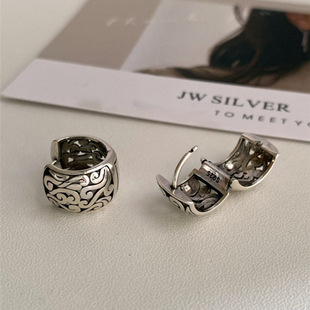 Fashion exquisite do old ethnic high-end earrings buckle niche retro hollow Ping An Xiangyun national tide earrings women