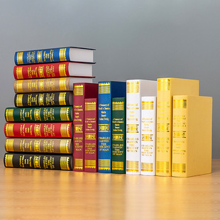 Поддельные книжные украшения Имитация украшения книги Книжный шкаф Украшение книжной полки Опора Книга Современная модель книги Декоративная книжная легкая роскошь