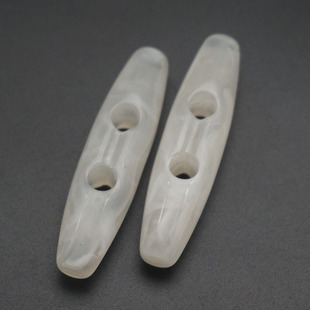 Spot resin double hole olive button acrylic button Oval packaging gift box home textile children's clothing overcoat buckle