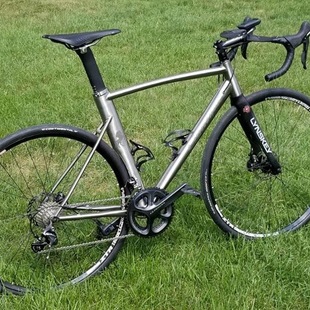 HFT titanium alloy disc brake road frame internal routing plain mounted brake Titanium Gavel fram