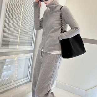 Online celebrity European fashion sports casual suit women's 2023 autumn and winter New zipper sweater coat sweatpants two-piece set