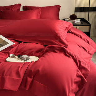 Wedding bedding big red simple solid color four-piece new wedding 100 long staple cotton hi is sold directly