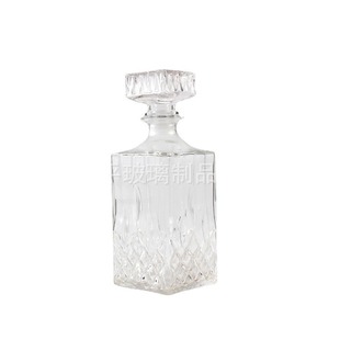 Factory wholesale square diamond wine bottle glass xo whiskey wine storage bottle glass sealed European wine bottle decanter