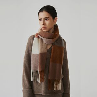 Europe and the United States new 100% wool scarf women autumn and winter high sense plaid shawl Joker simple tassel scarf wholesale