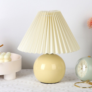 Cross-border Creative ins Korean-style Small Table Lamp Bedroom Fabric Pleated Nordic Bedroom Girl Bedside Retro Folding
