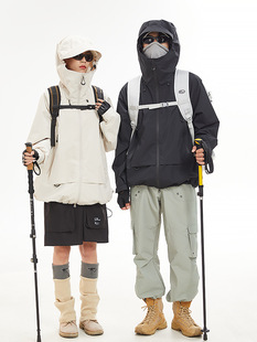 Mountain Shell Bo Xihe with the same style of assault clothing women 24 new spring and autumn winter windproof waterproof Tibetan mountaineering clothing coat men