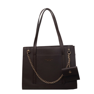 Large Capacity Bag Women's Summer Casual 2024 New Fashionable Texeled Shoulder Bag Women's Chain Commuter Tote Bag