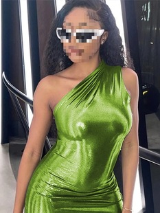 European and American style women's clothing hot 2023 spring foreign trade new sexy slim solid color slant shoulder sleeveless hip dress