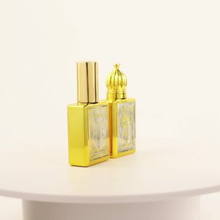 Factory wholesale high-grade oil bottle electroplated octagonal ball perfume bottle high color value medium Dongfeng glass sub-bottling