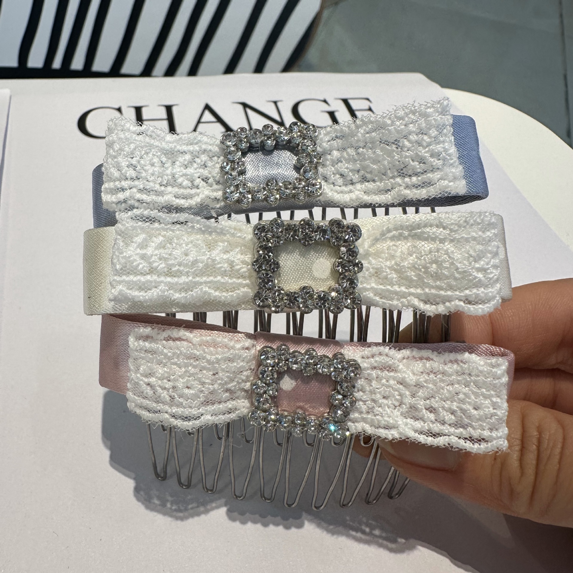 Korean-Style Sweet Double-Layered Bow Hair Comb with Lace, New Stylish Versatile Side Hair Clip for Tidying up Stray Hair