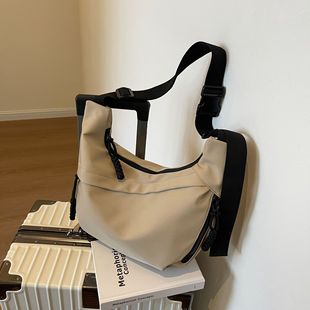 Oxford Cloth Bag Crossbody Bag Women's 2024 New Fashionable Shoulder Bag Large Capacity Shoulder Class Commuter Dumpling Bag