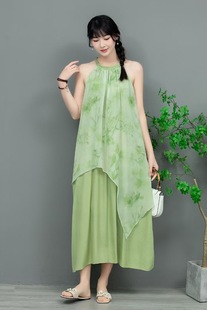 A generation of 2025 new halo strap dress summer travel holiday sleeveless neck tie-dye dress