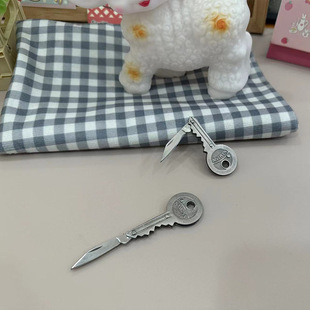 Mini Portable Folding Knife Keychain Pendant Multifunctional Art Knife Stainless Steel Japanese Art Knife Knife