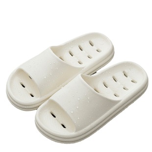 Liangcheng Leakage Slippers for Women Summer 2024 New Household Bathroom Bath Quick-drying Hollow Non-slip Home Sandals for Men