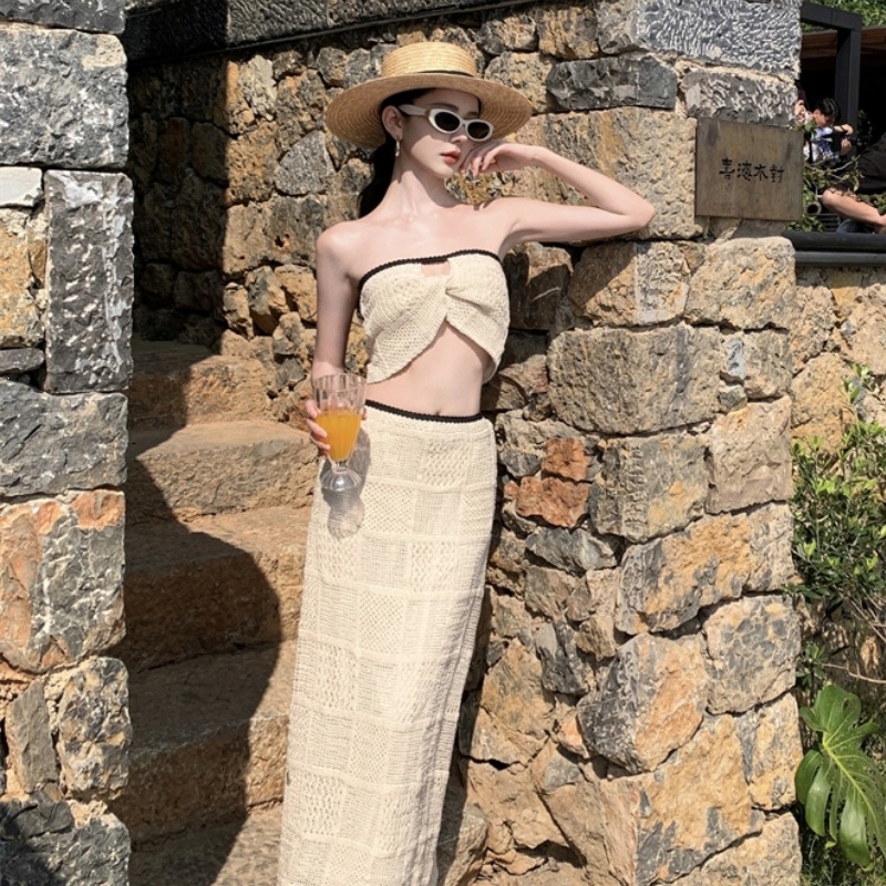 Southern French Style Knitted Set with Twist-Tie Halter Top, Plaid Travel Photography Vacation Dress, Sheer Fabric